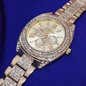 Bebe Crystal Paved Bling Women's Watch 38mm
New battey fully working